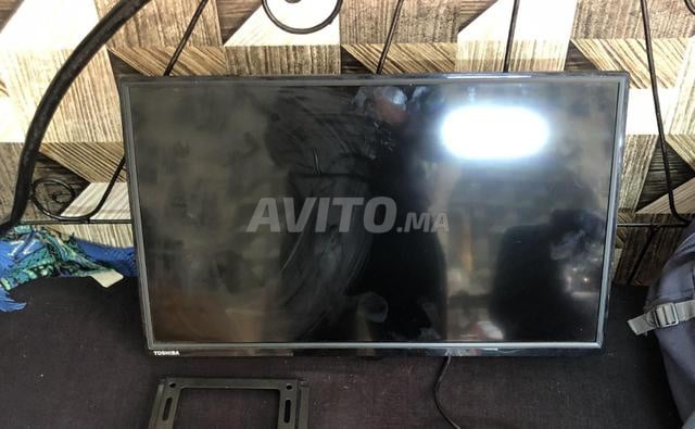 Pack TV Toshiba 24 pouces et Smart Box