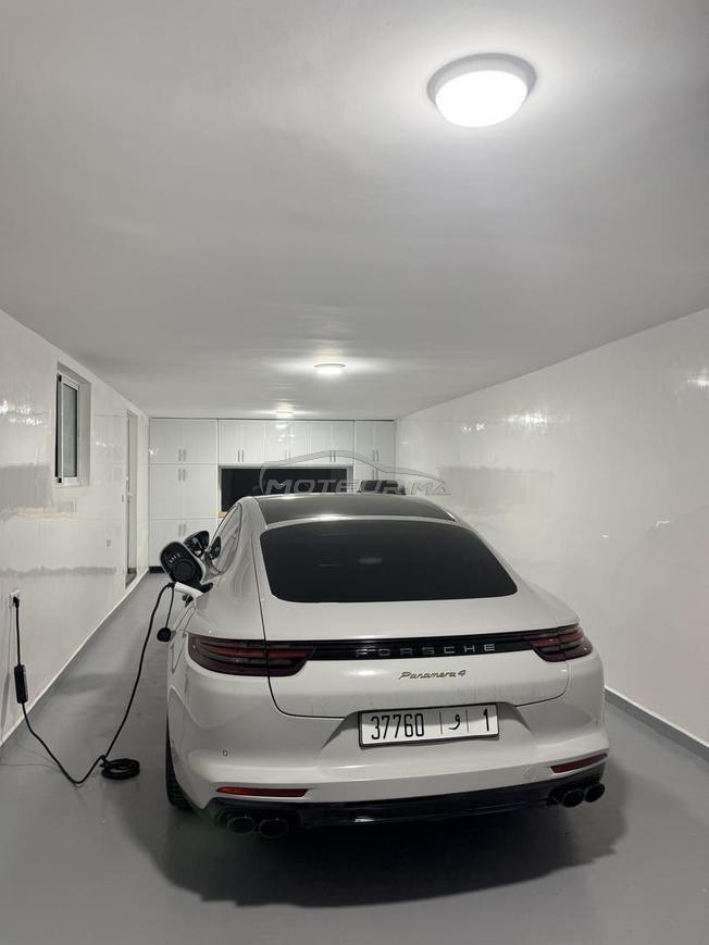 Porsche Panamera 4 e-Hybrid 