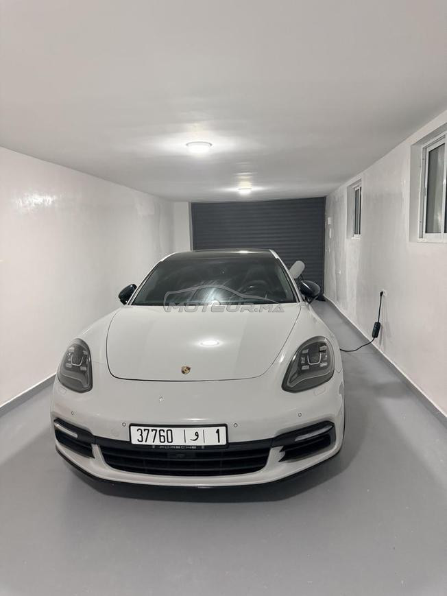 Porsche Panamera 4 e-Hybrid 