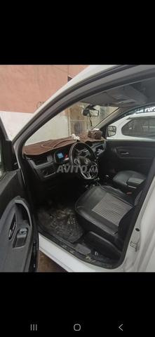 سيارة في حالة جيدة - 2