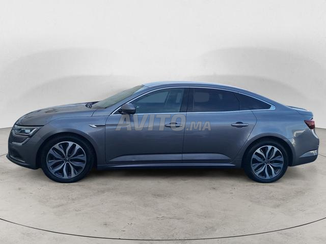 RENAULT. Talisman - 2