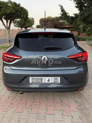 Clio Intense 1er main Excellent état - 2