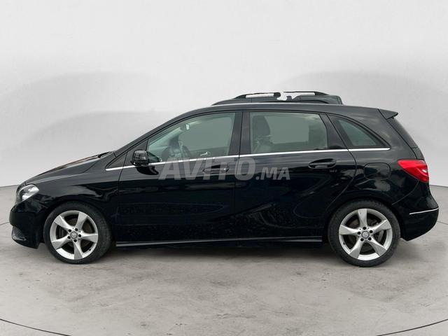 MERCEDES-BENZ. Classe B - 2