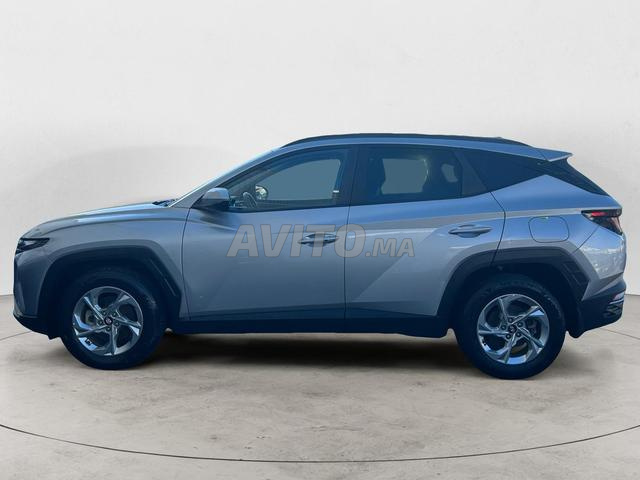 HYUNDAI. Tucson - 2