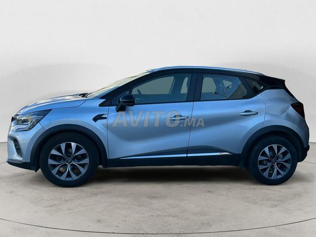 RENAULT. Captur - 2
