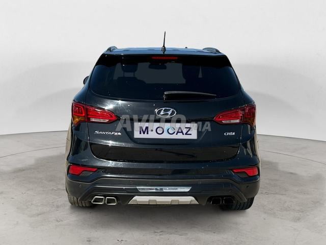 HYUNDAI. Santa Fe