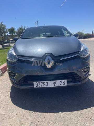 Clio 2019 toute option - 2