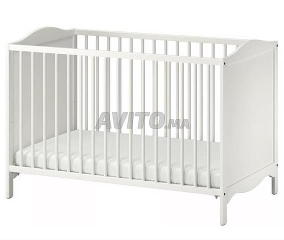lit bébé ikea
