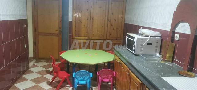 طاولات، كراسي، سبورات لمركز تدريب - 2