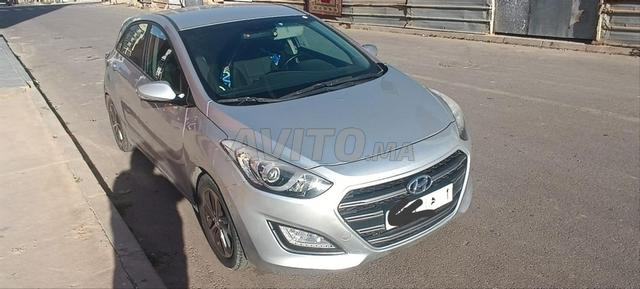 Hyundai i30 Diesel Manuelle 2017 à Agadir