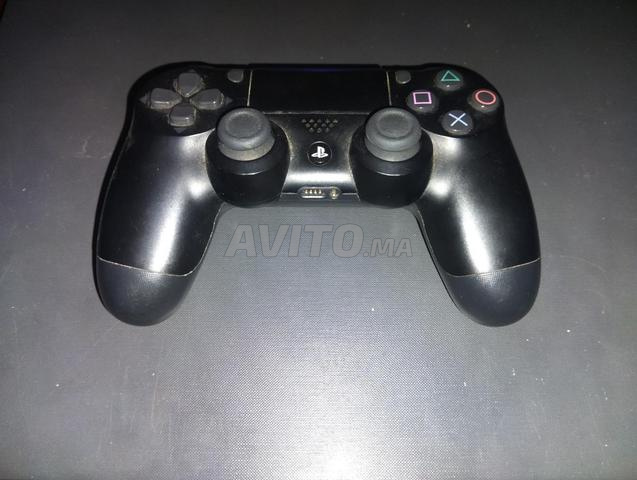 MANETTE PS4 RESTÉE PROPRE