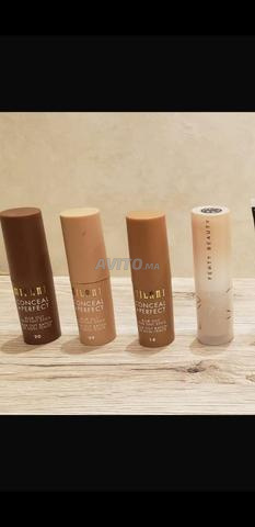 Fond de teint Milani Conceal and Perfect à vendre