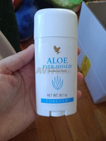 مزيل عرق طبيعي Aloe Ever-Shield بدون بقع 👌 - 2
