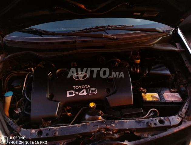 تويوتا كورولا ديزل يدوية 2005 في دروا - 2