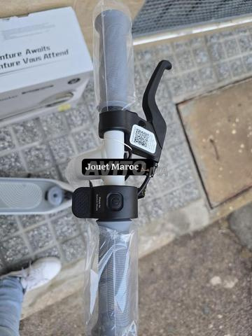 Trottinette électrique enfants de 4 à 12 ans - 2