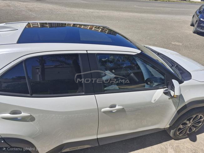 Toyota Yaris cross é excellent état 