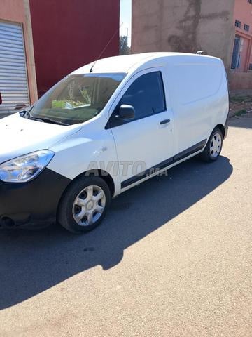 Dacia Dokker Diesel Manuelle 2017 à El Hajeb