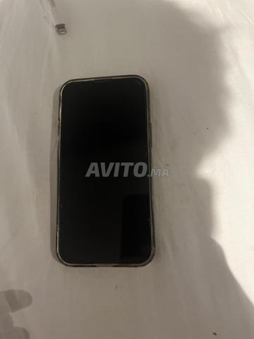 آيفون 13 ميني يعمل بشكل جيد