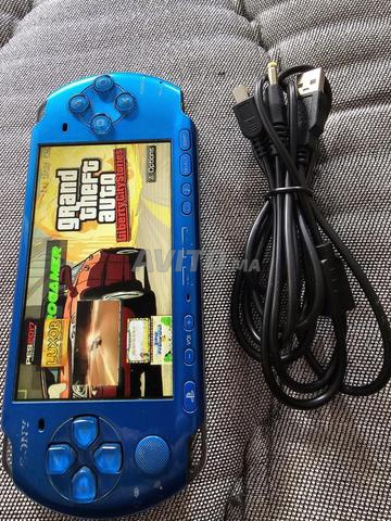 PSP 3004 slim à vendre - 2