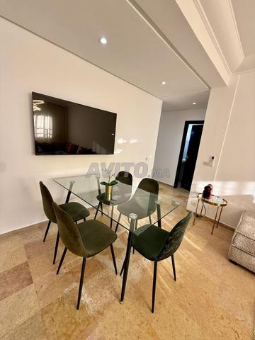 Appartement 2 chambres haut de gamme à Agdal haute qualité à louer à la journée - image 5