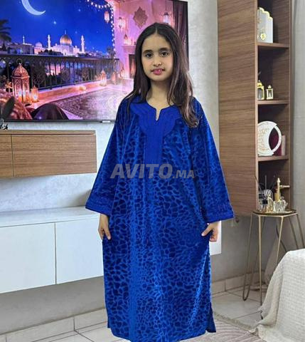 Caftan en velours gravé en soie, magnifique pour petites filles, de mon stock, brodé