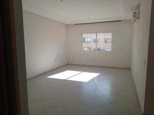 Super appartement vide sur Mansouria - 2