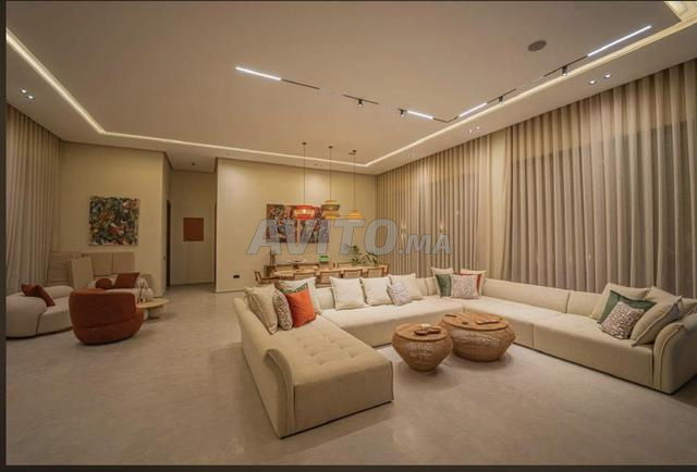 فيلا للبيع طريق أوريكا