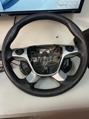 مقود جلدي فورد