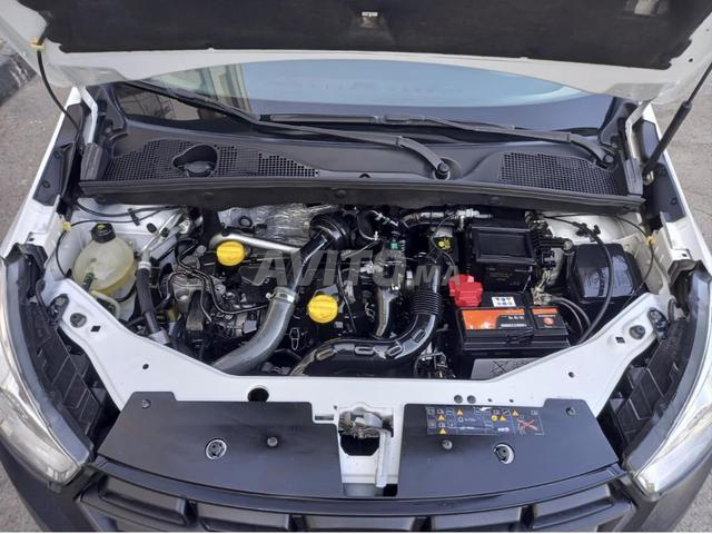 سيارة داسيا دوكر 2022 بالدار البيضاء - 2