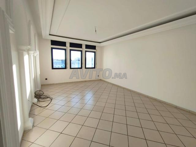 Appartement à louer 113 m à La Gironde - image 3