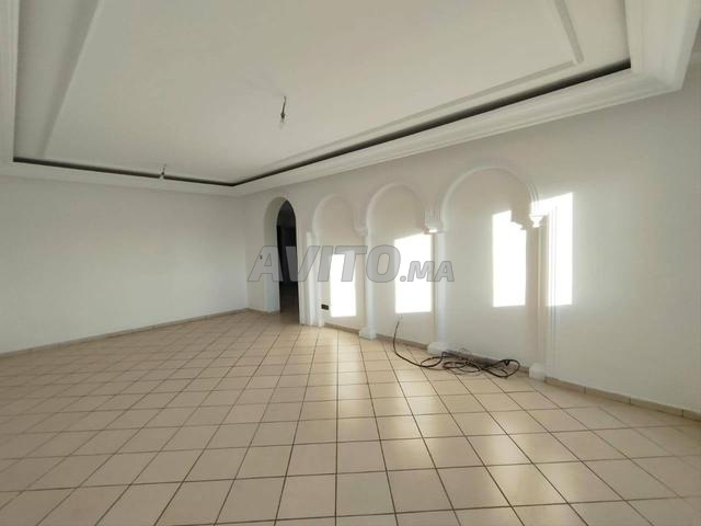 Appartement à louer 113 m à La Gironde - image 4