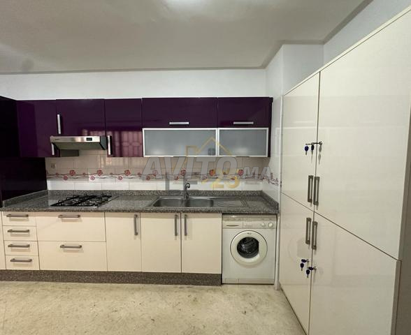 شقة مشرقة للإيجار مع مسبح