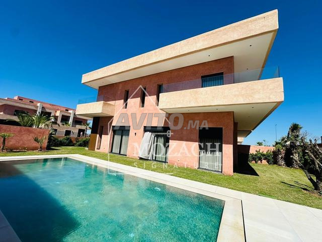 Magnifique villa de 500 M² sur la route d'Ourika
