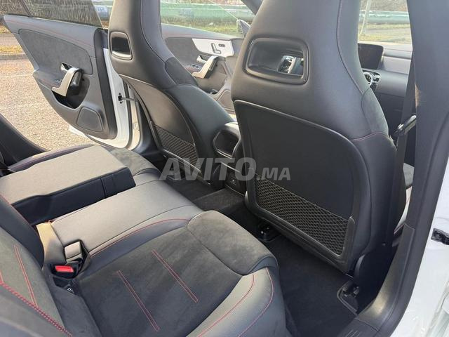 Mercedes-Benz 200 Diesel Automatique 2024 à Salé