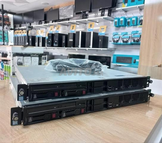 خادم HPE DL20 Gen9 Intel Xeon (تم تجديده بالكامل)