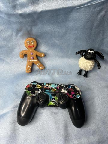 PS4 Slim Flat Plain Jeux 2 Manettes Originales - 2