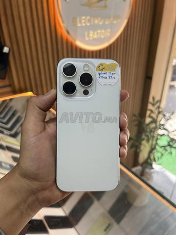 iPhone 15 Pro 256Go Batterie 89