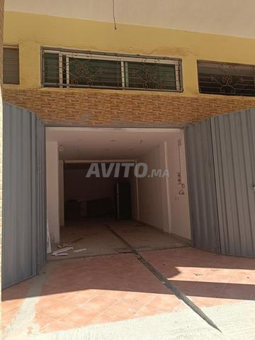 Magasin à louer avec soupente