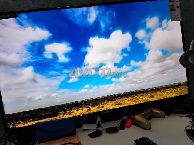 TV 40 pouces Echolink avec support mural offert