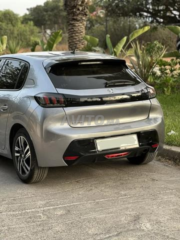 Peugeot 208 allure 2020