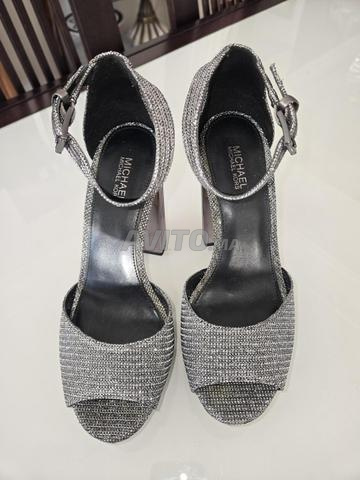 صندل ميكال كورس أصلي - 2