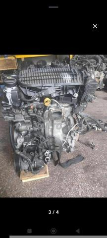 Moteur Peugeot essence