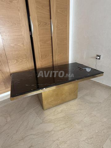 ثلاث طاولات وطاولة تلفزيون - 2