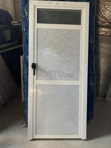 Porte en aluminium neuve jamais installée dimensions 160/67 - 2