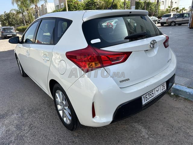 Toyota Auris Diesel Manuelle 2014 à Agadir - 2