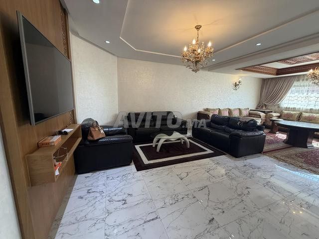 Superbe appart vide hautstanding à louer - Hamria