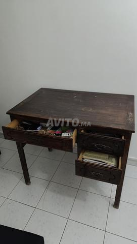 مكتب عتيق من الخشب الصلب – 3 أدراج - 2