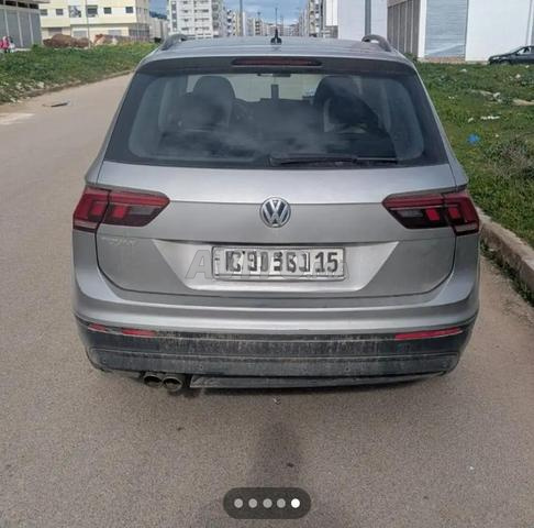 Volkswagen Tiguan Diesel Manuelle 2020 à Fès - 2