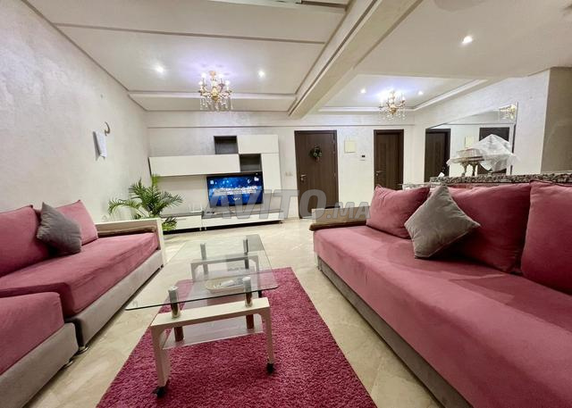 شقة فاخرة مع مسبح - 2