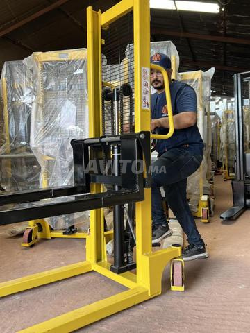 رافعة شوكية يدوية